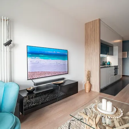 Апартаменты Seaview Plaza Дзивнув