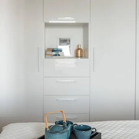 Seaview Plaza דירה *