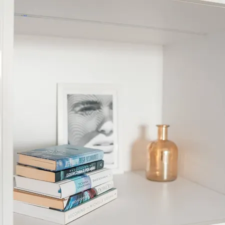 Seaview Plaza דירה